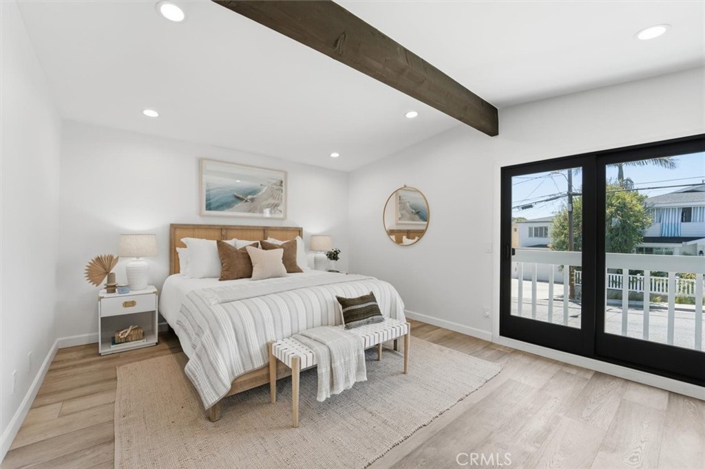 1610 Carver