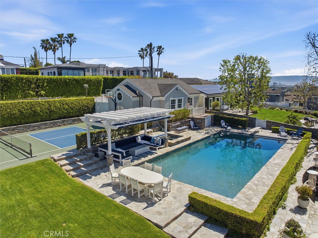814 Pacific Avenue