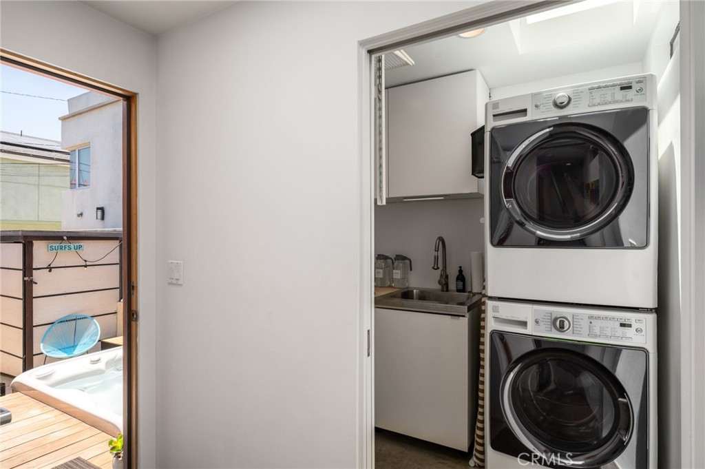 324 6th Street