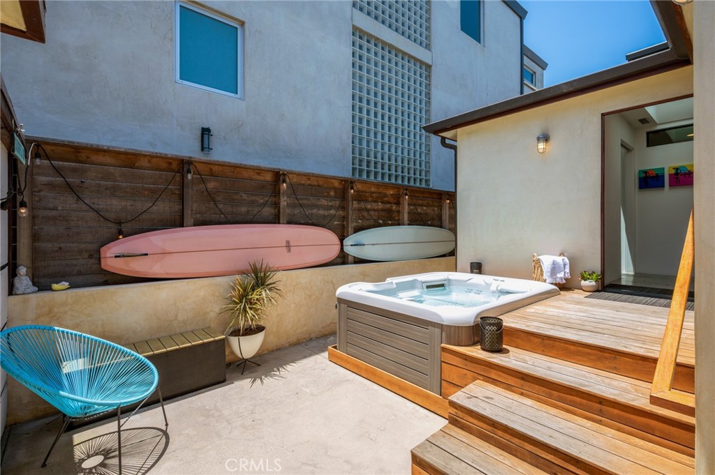324 6th Street