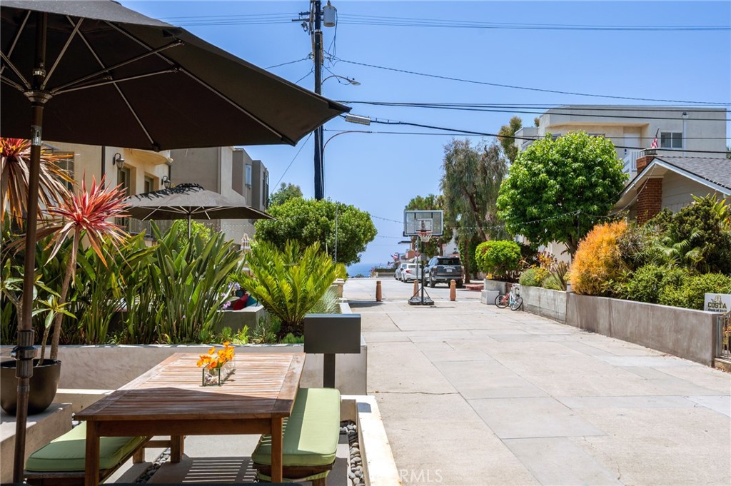 324 6th Street