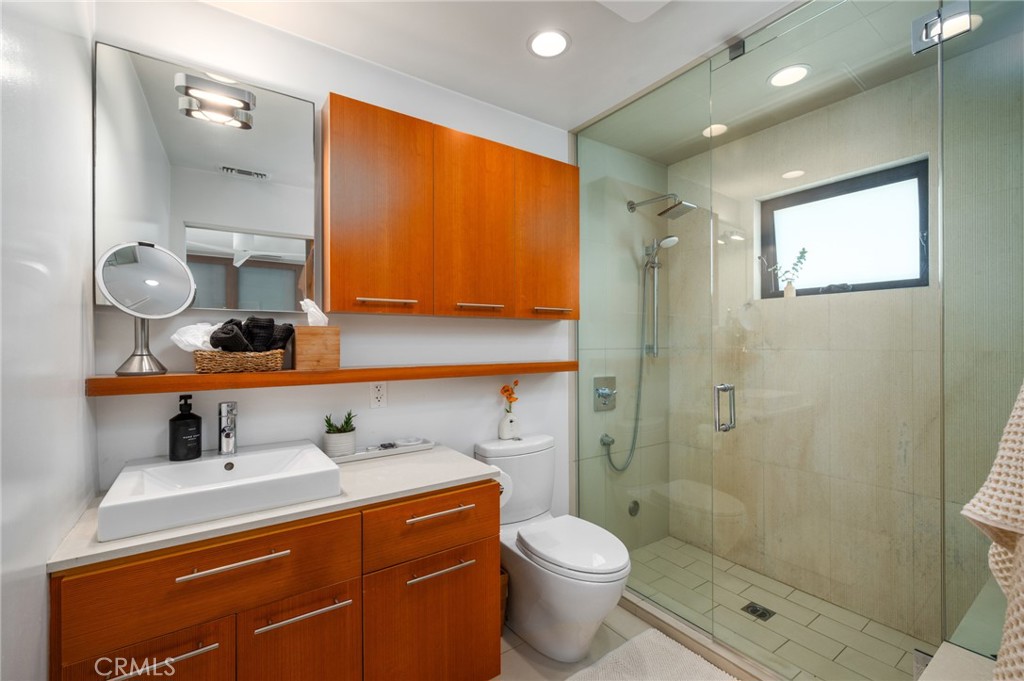 324 6th Street