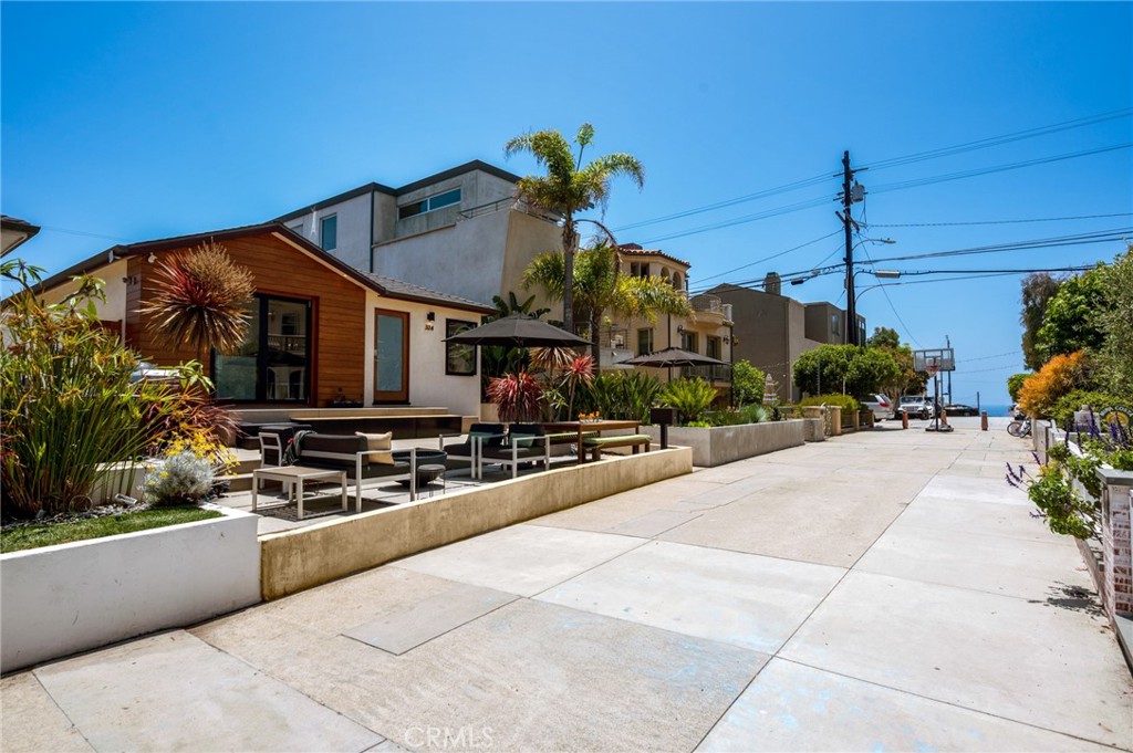 324 6th Street