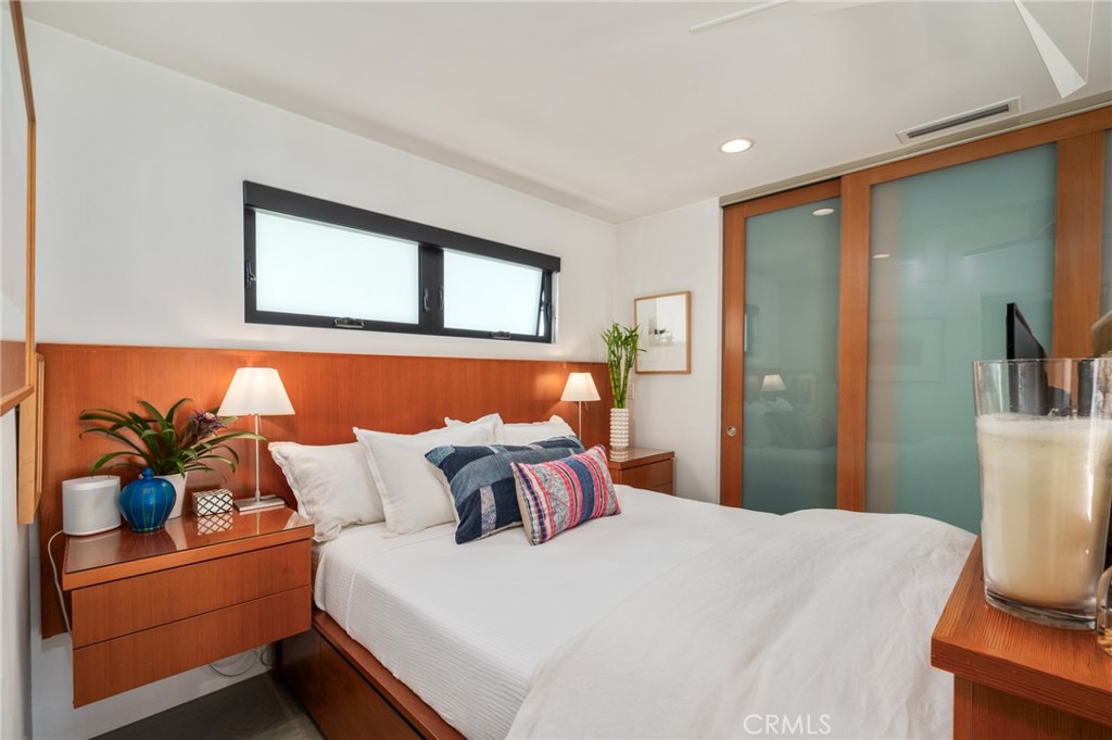 324 6th Street