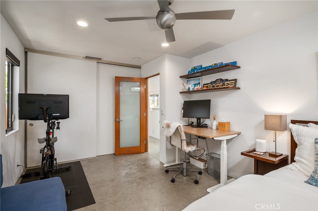 324 6th Street
