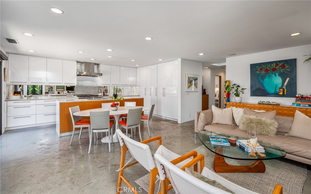 324 6th Street