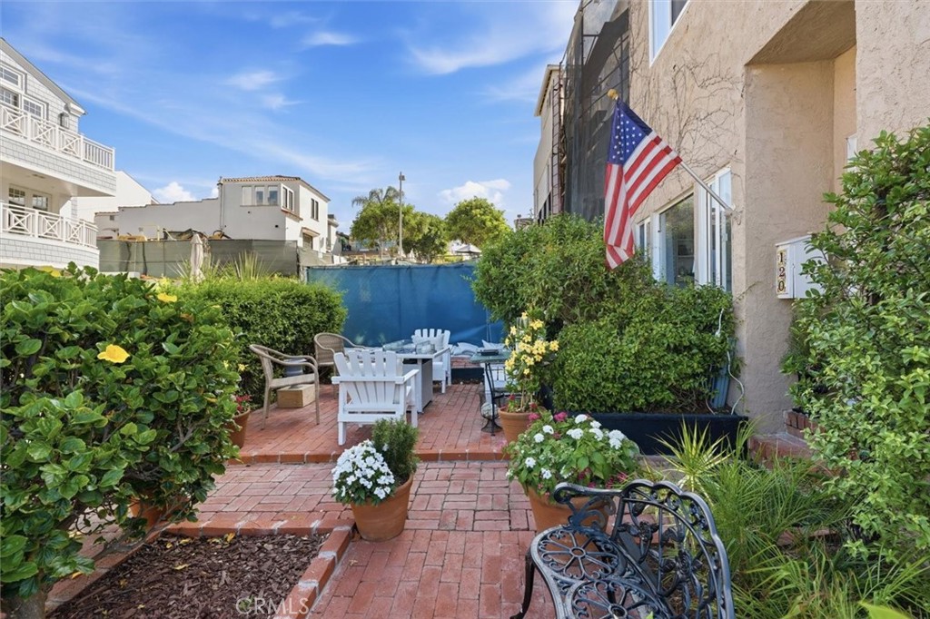 120 8th Street