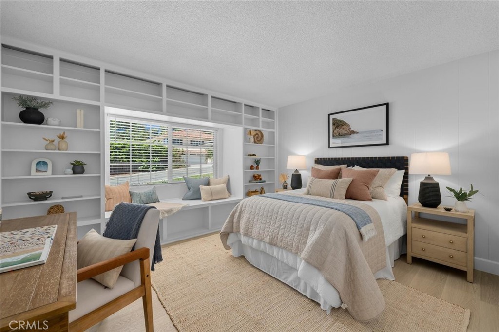 304 N Meadows