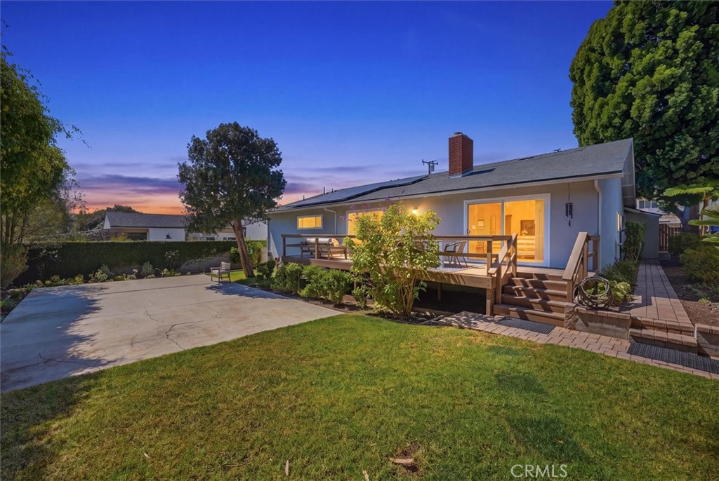 304 N Meadows