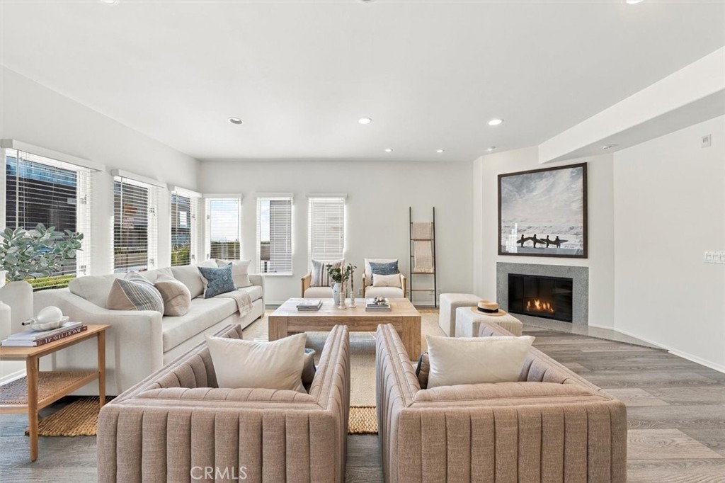 17 16th Street
