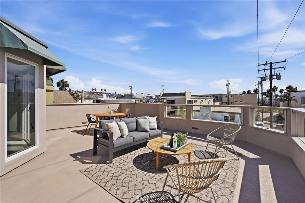 17 16th Street