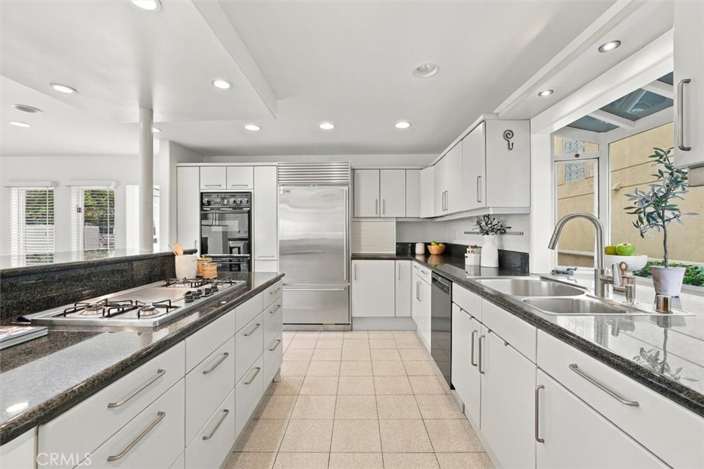 17 16th Street