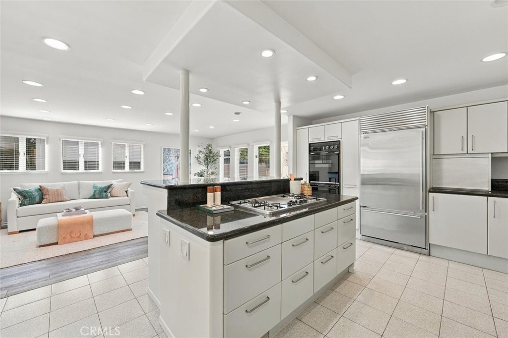 17 16th Street