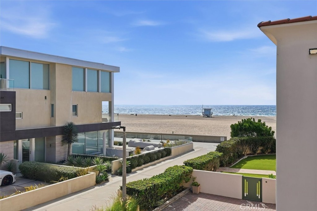 17 16th Street