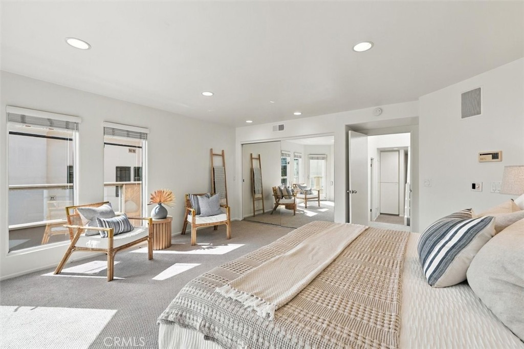 17 16th Street