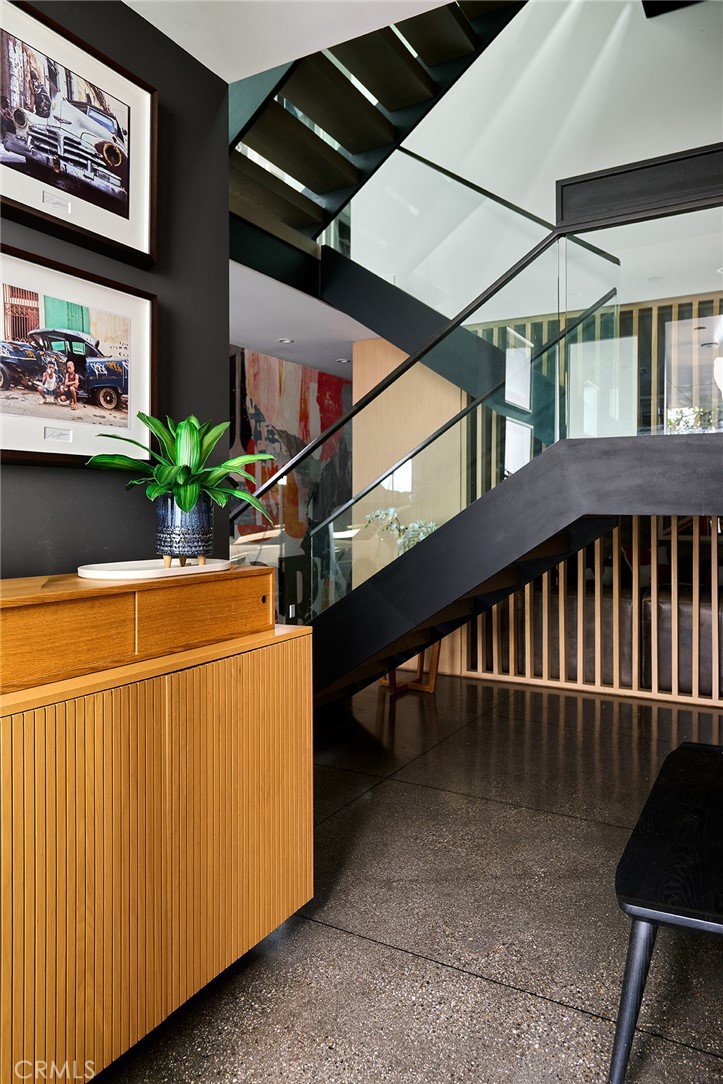 2612 Highland