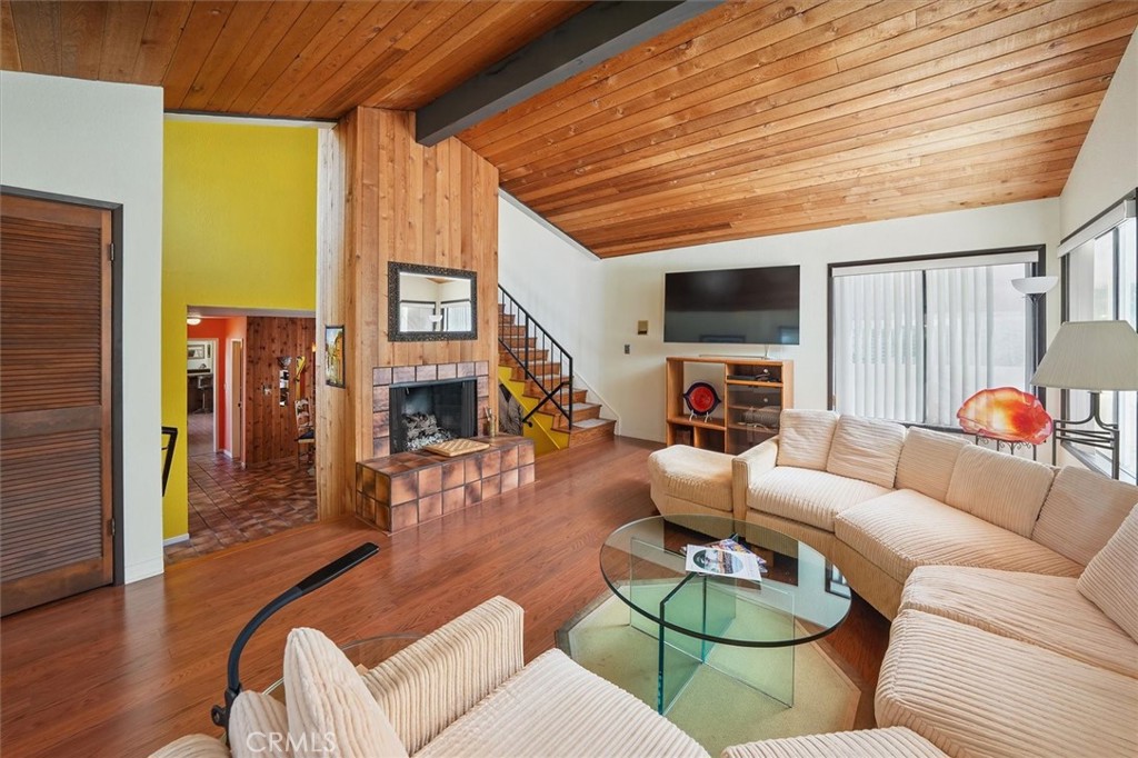 537 3rd Street