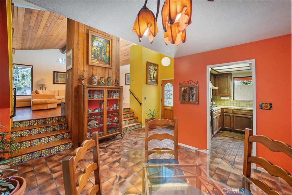 537 3rd Street