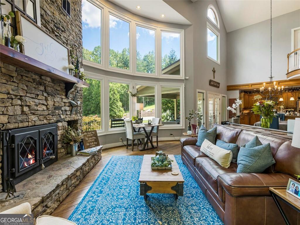 253 Happy Trails Way