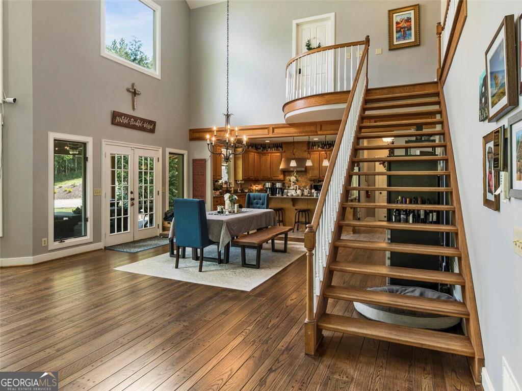 253 Happy Trails Way