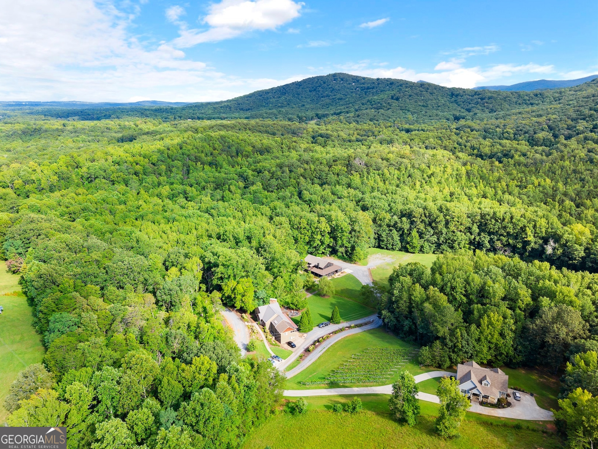 253 Happy Trails Way