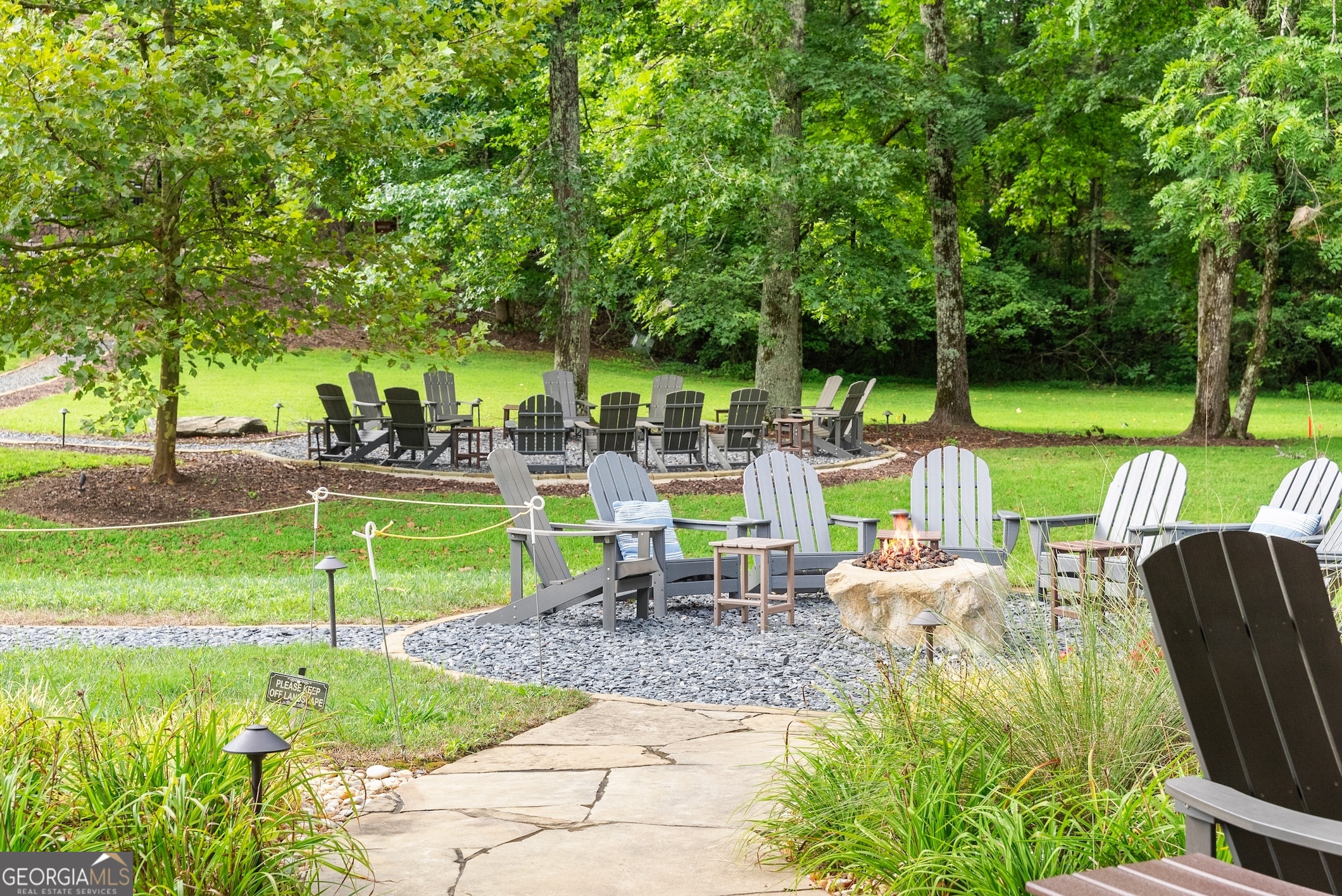 253 Happy Trails Way