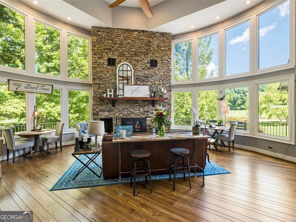 253 Happy Trails Way
