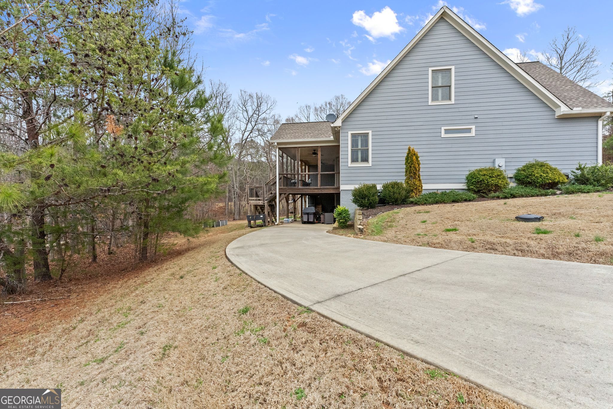 232 Happy Trails Way