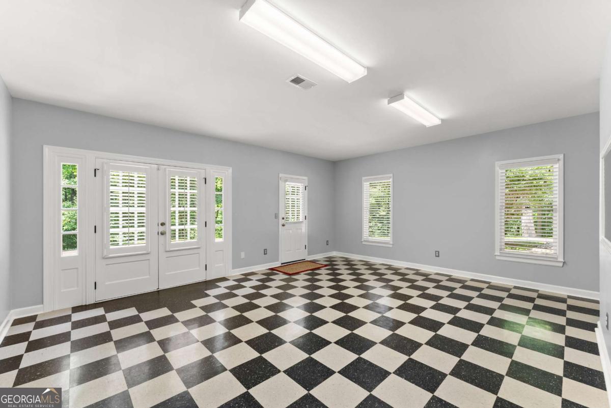 5755 Hopewell Road