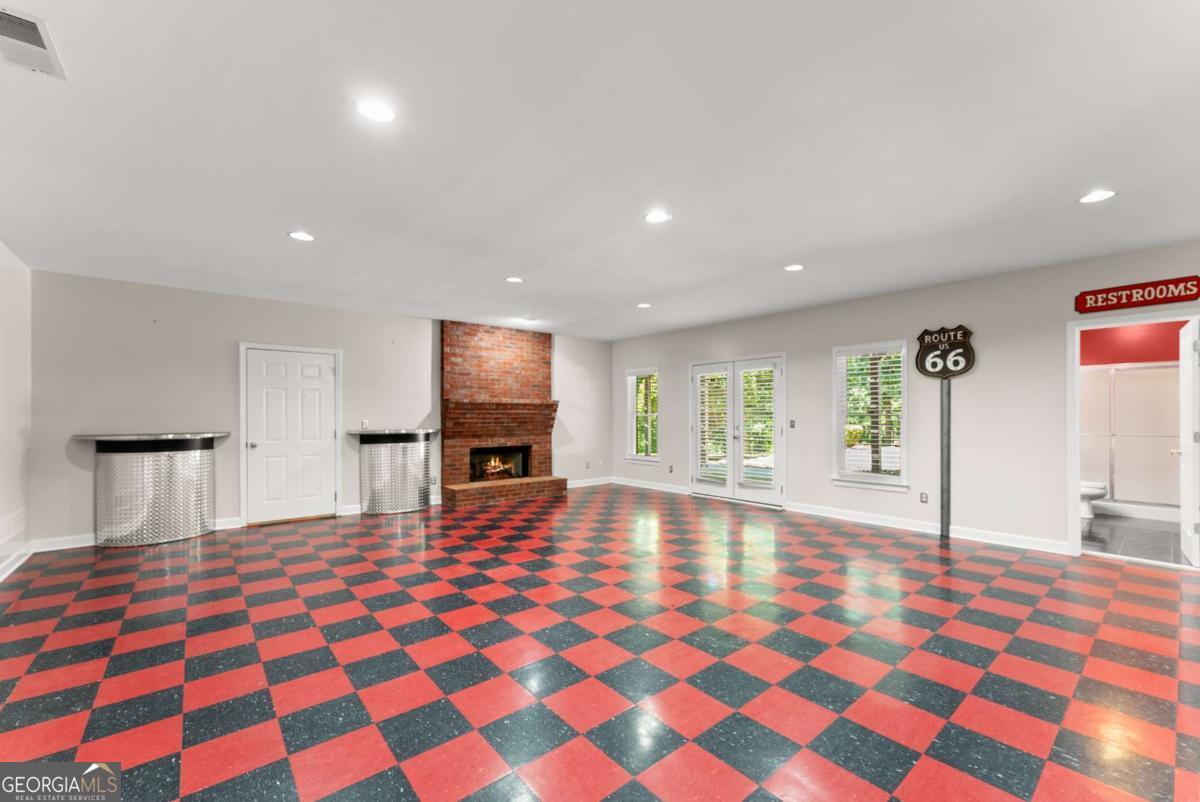 5755 Hopewell Road