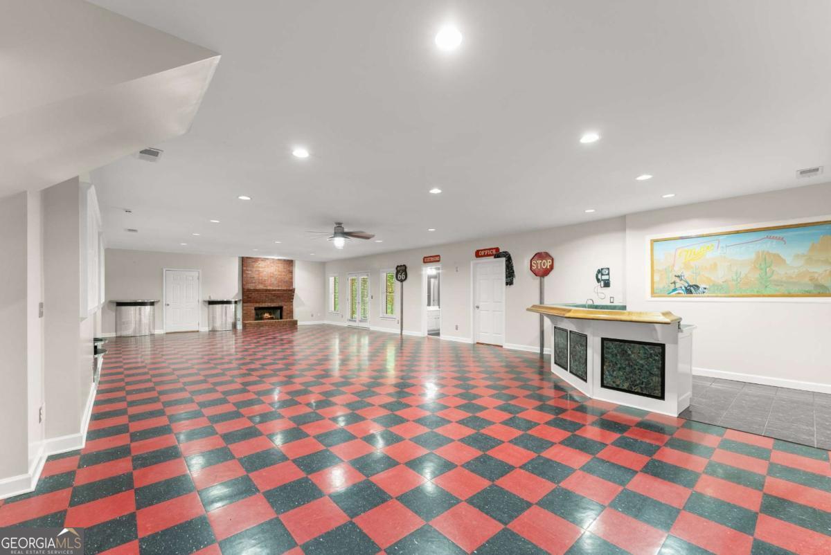 5755 Hopewell Road