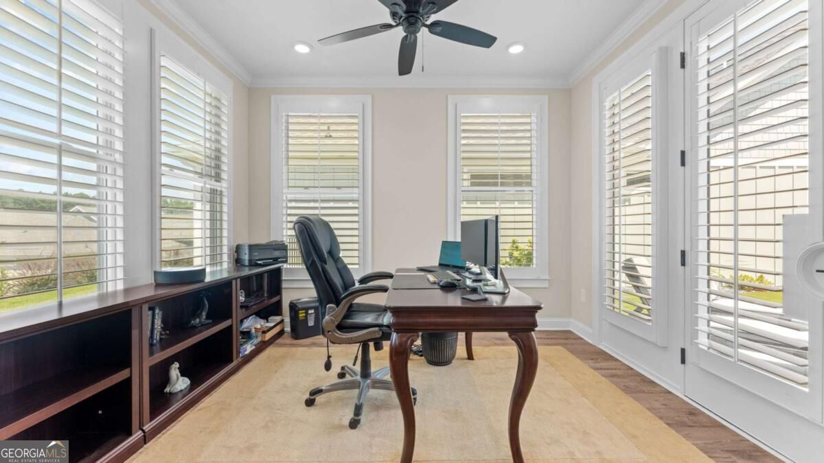 3337 Fishpond Circle
