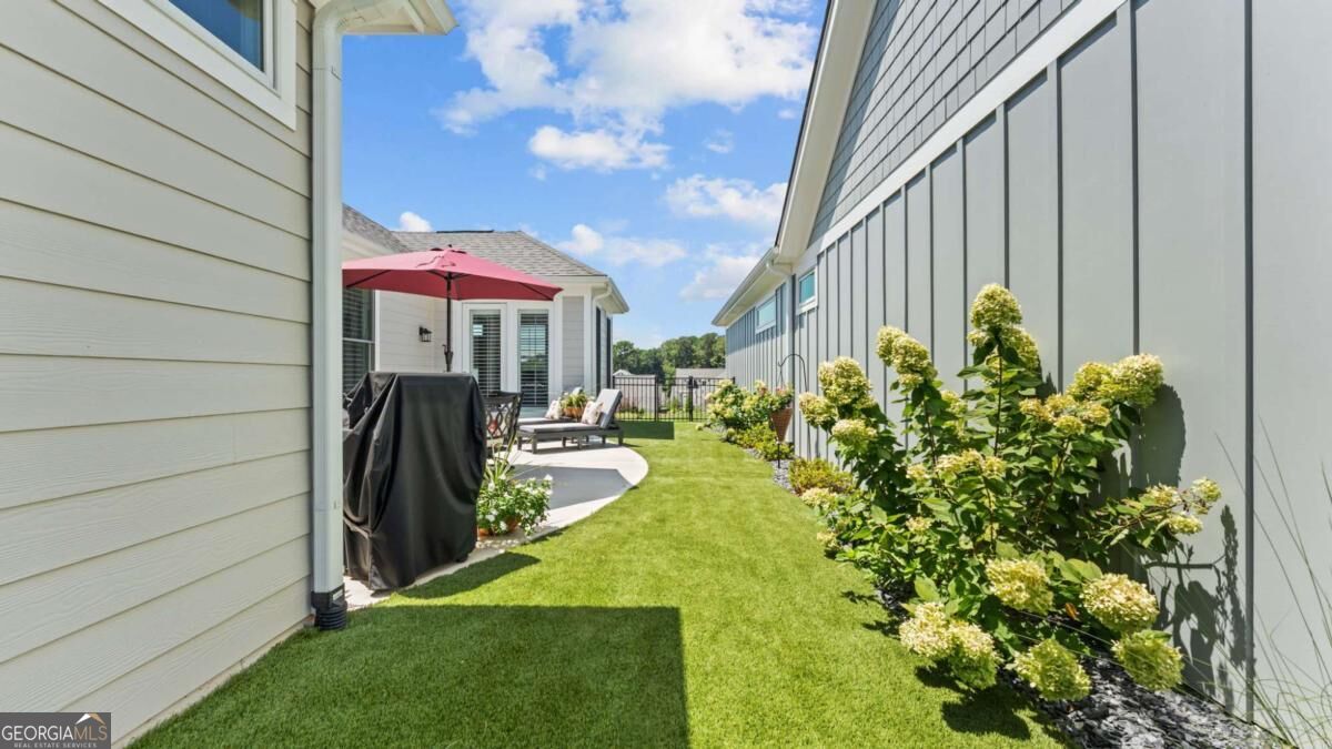 3337 Fishpond Circle