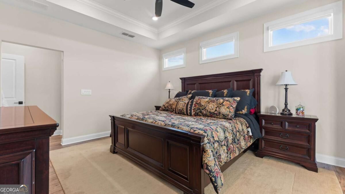 3337 Fishpond Circle