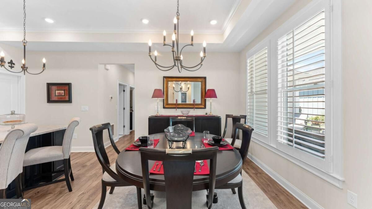 3337 Fishpond Circle
