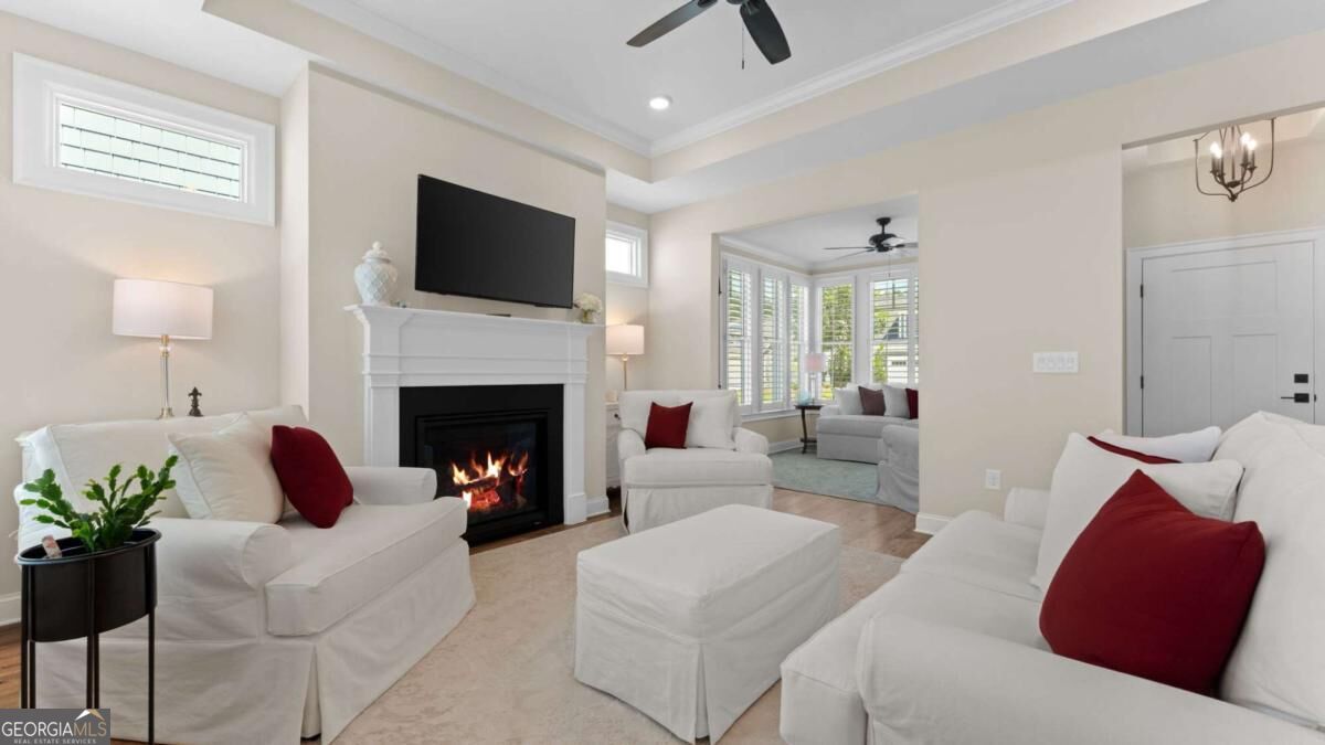 3337 Fishpond Circle