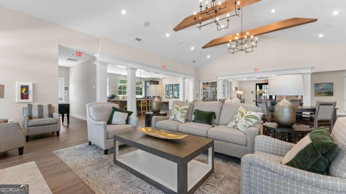 3337 Fishpond Circle