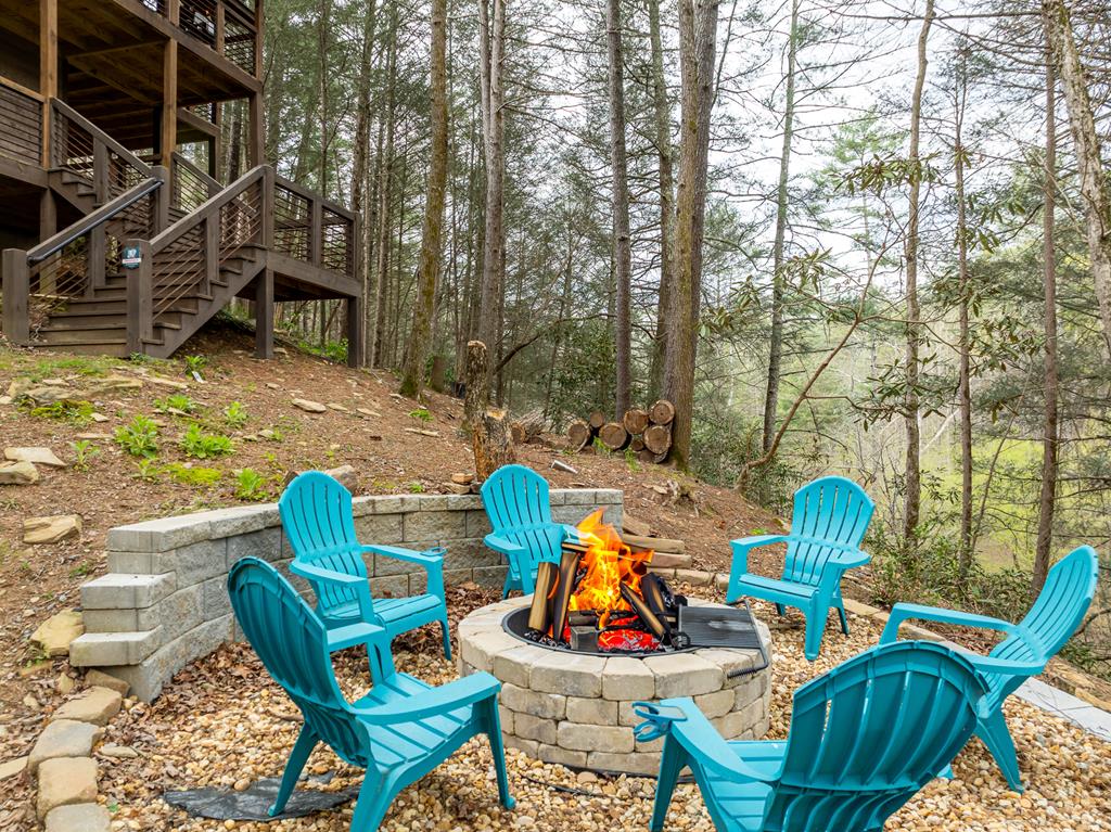 70 Cabin Ct