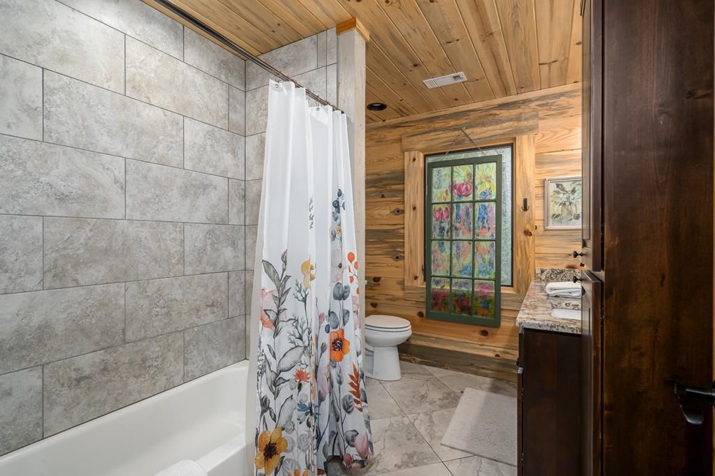70 Cabin Ct
