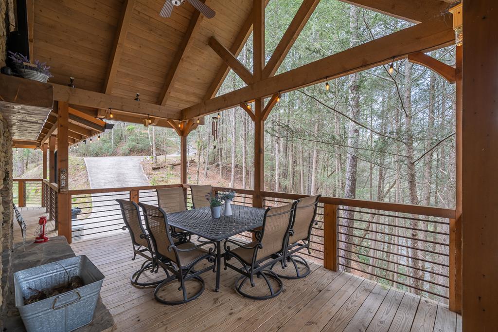 70 Cabin Ct