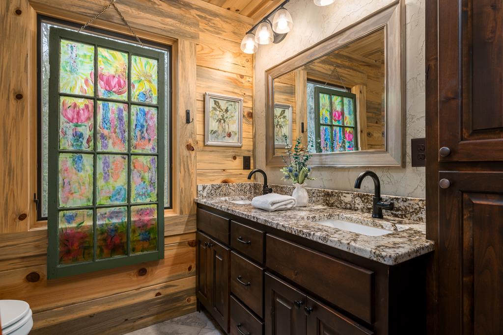 70 Cabin Ct