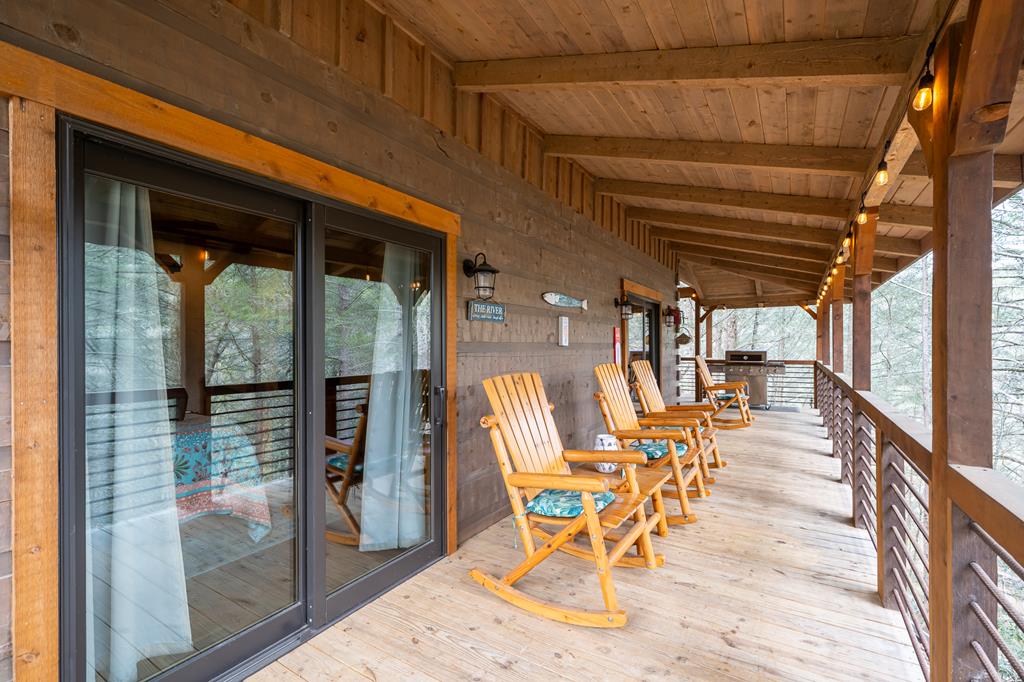 70 Cabin Ct