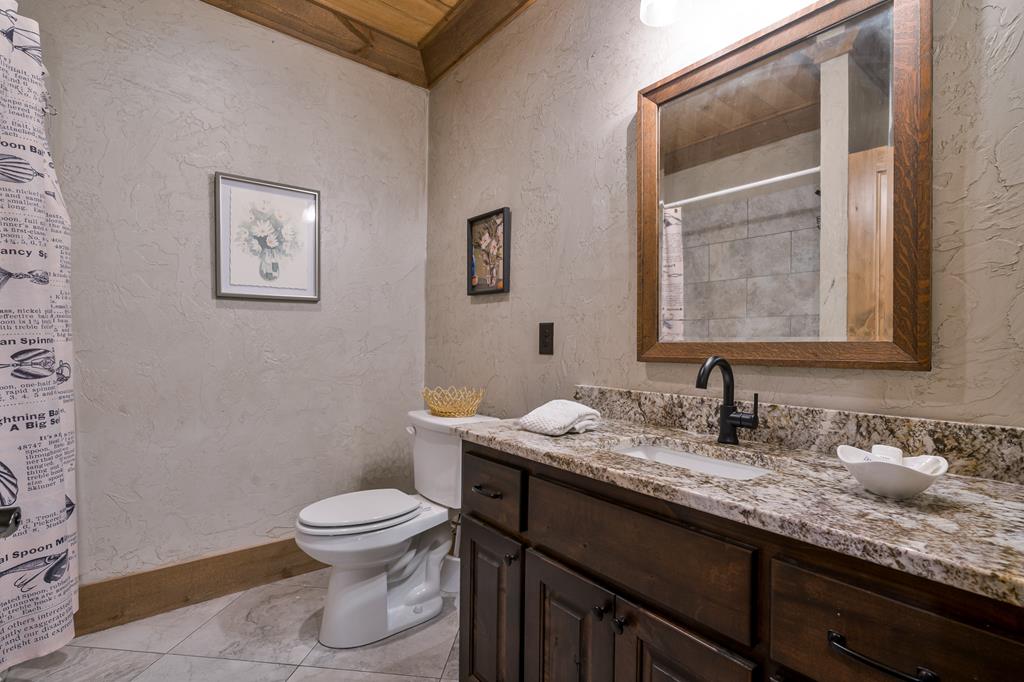 70 Cabin Ct