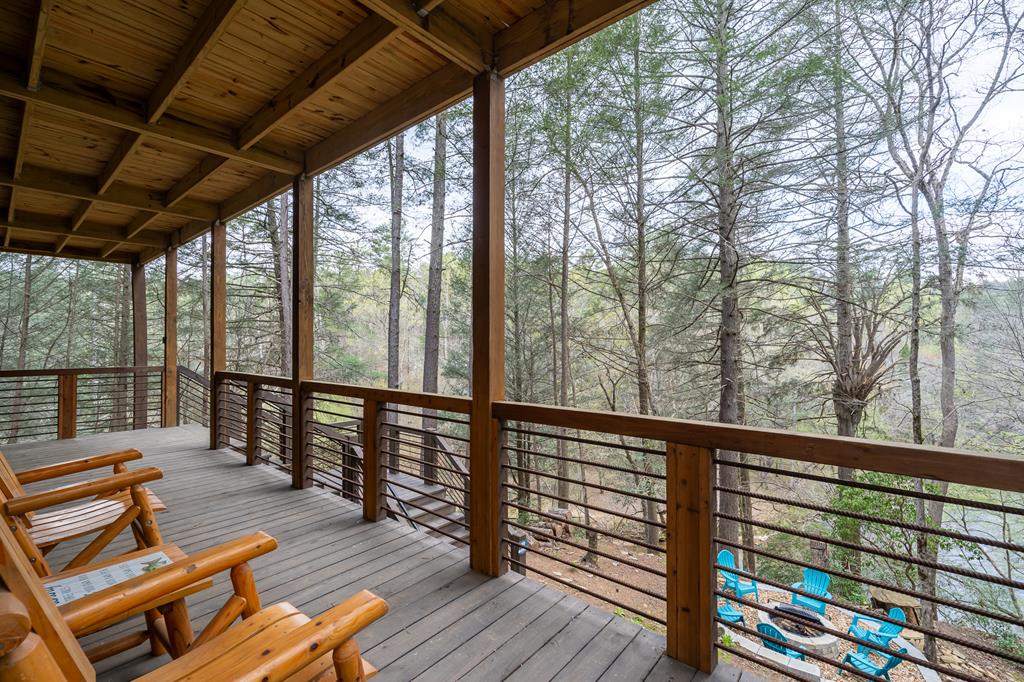70 Cabin Ct