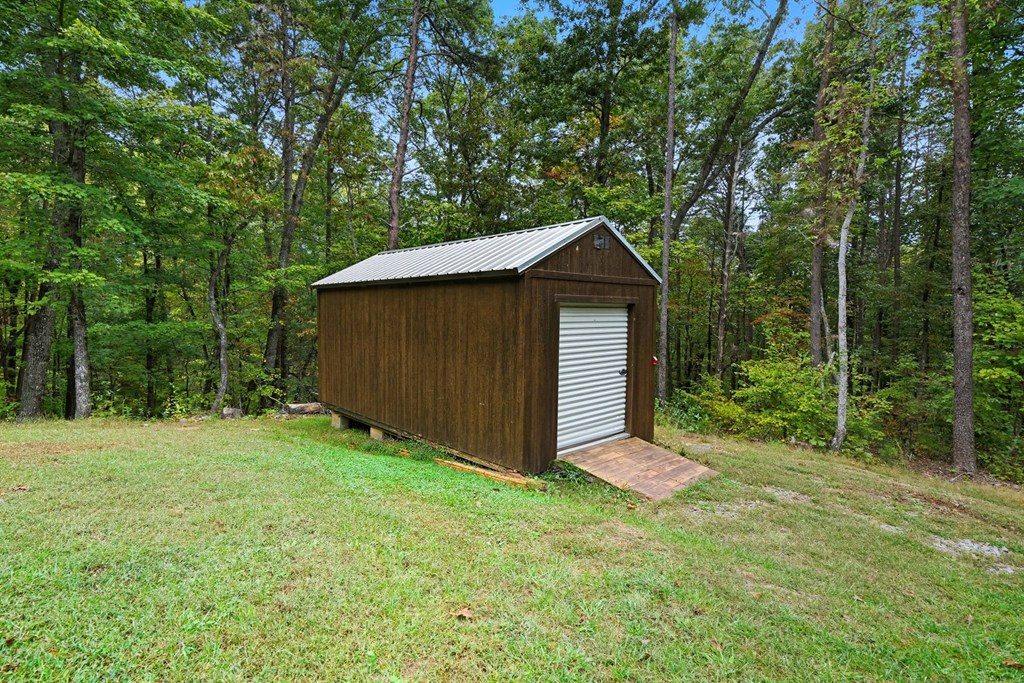 415 Woods Road