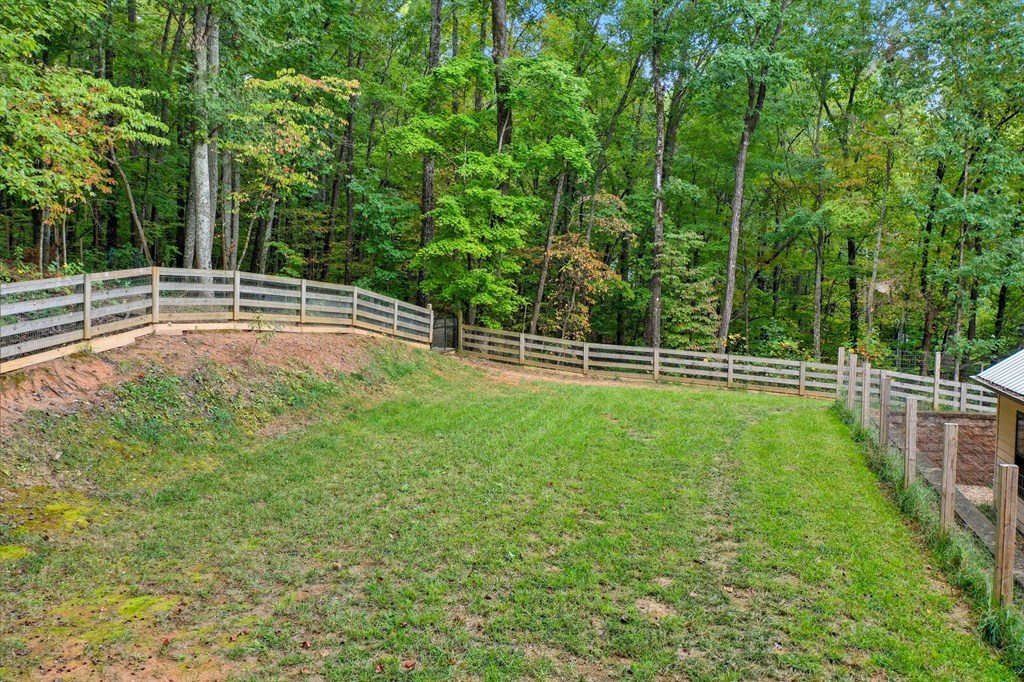 415 Woods Road