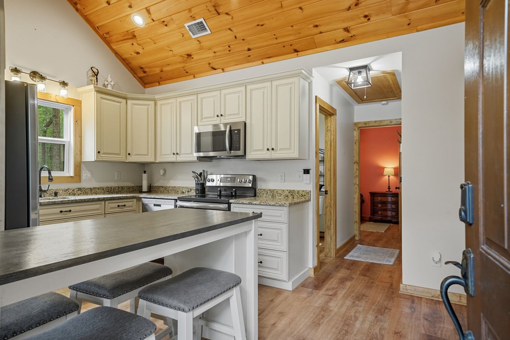 415 Woods Road