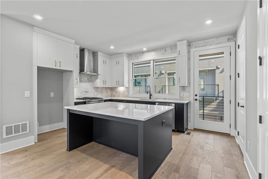 1160 Ormewood Avenue Unit 3