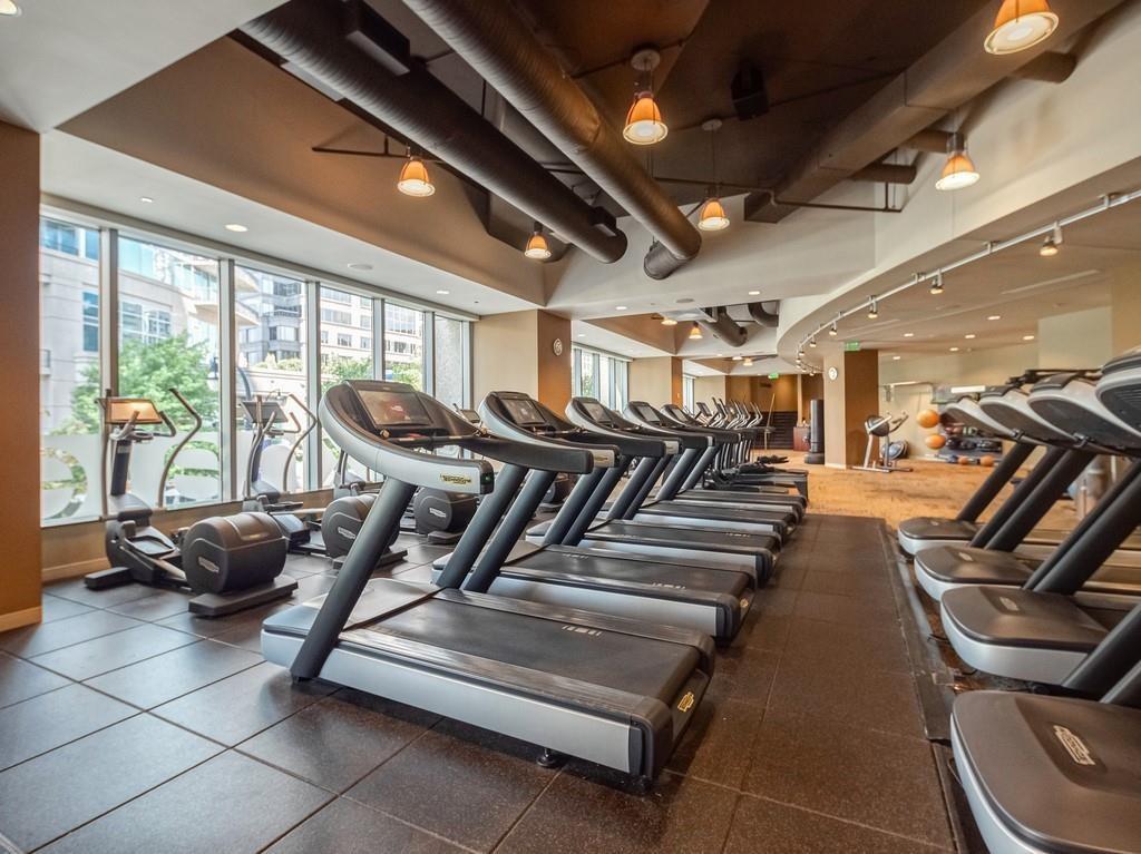 1065 Peachtree Street NE Unit 2701