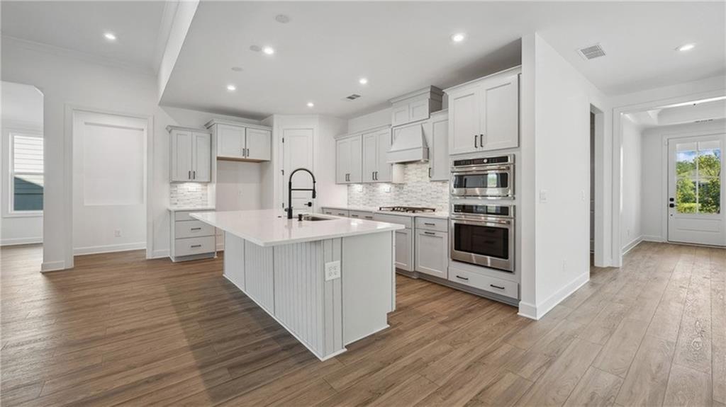 392 Huron Lane